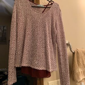 Maroon sweater top